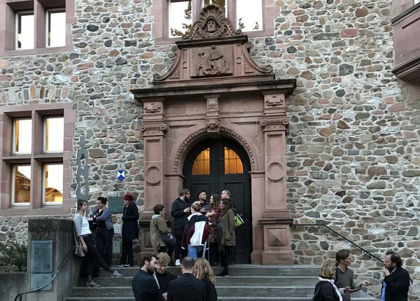 Eingang des Alten Schlosses - Oberhessisches Museum