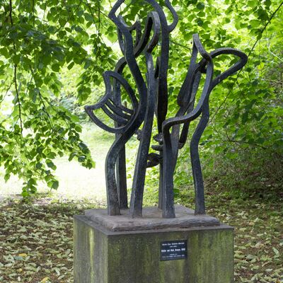 Mutter und Kind - Skulptur