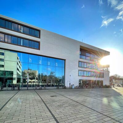 Die Sonne küsst das Rathaus Gießen Instagram