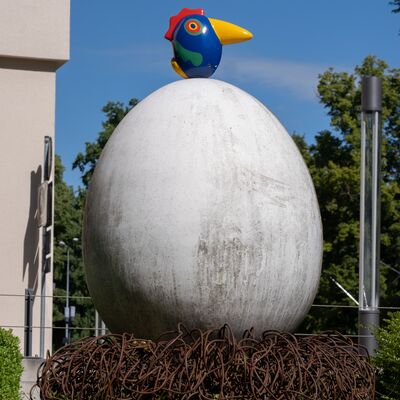 Ideen-Ei - Skulptur