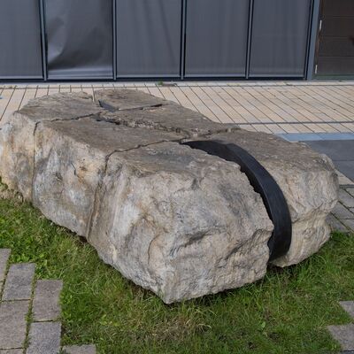 41_K&ouml;R_Schwebender Stein_Skulptur4