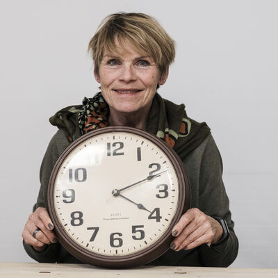 Petra Brckmann - Uhr aus Depot-Office