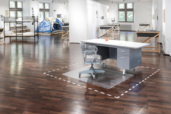 Ausstellungsansicht: Gießen ist...