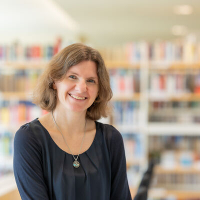 Portraitfoto Manuela Gries