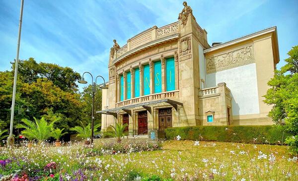 Stadttheater Gie�en im Sp�tsommer