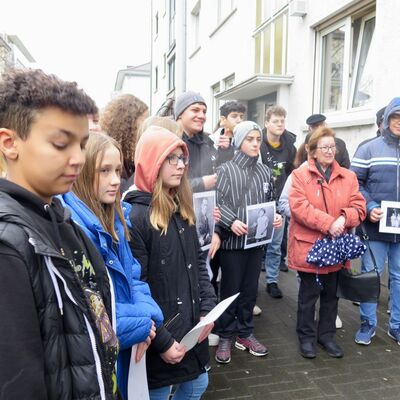 Stolpersteinverlegung in der Walltorstra�e