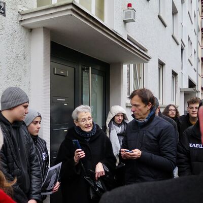Stolpersteinverlegung in der Walltorstra�e
