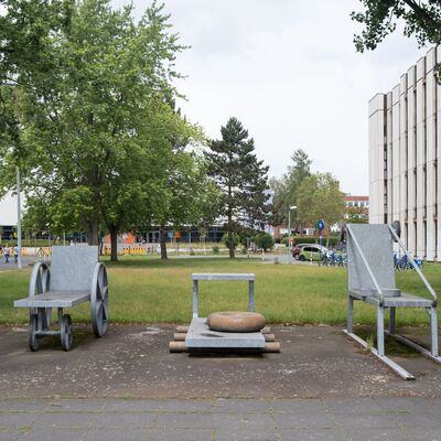 Gie&szlig;ener Kunstweg - Wagengruppe