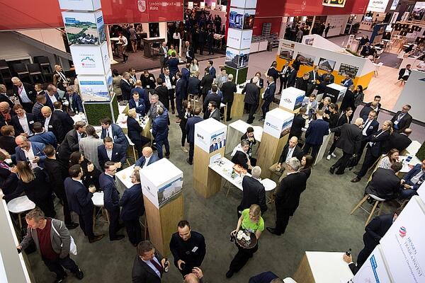 Gemeinschaftsstand der Region Mittelhessen auf der Immobilienmesse Expo Real 2022 in M�nchen am 04.10.22. Im Auftrag der Regionalmanagement Mittelhessen GmbH.