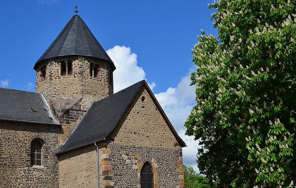 Basilika auf dem Schiffenberg - Teilansicht