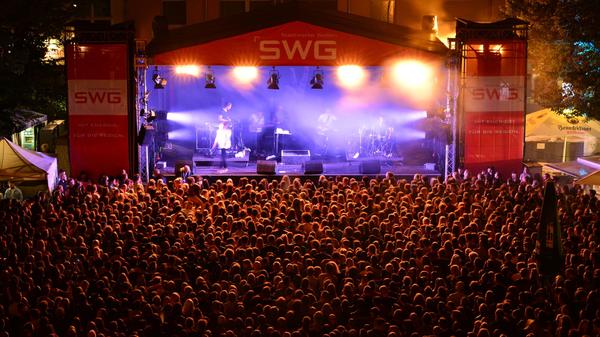 Stadtfest Gie&szlig;en - B&uuml;hne am Kirchenplatz 2019