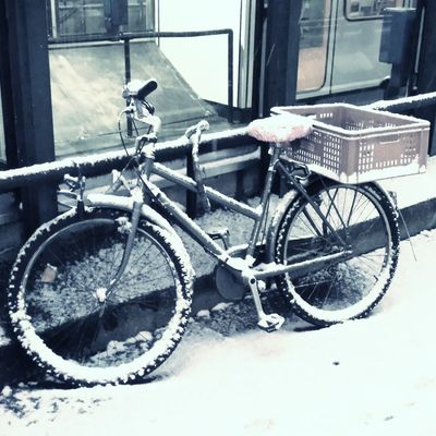 Fahrrad im Schnee