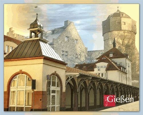 Marktlauben mit Altem Schloss