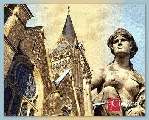 Postkarte mit Johanneskirche und Muse Melpomene (Figur &uuml;ber dem Stadttheater-Portal)