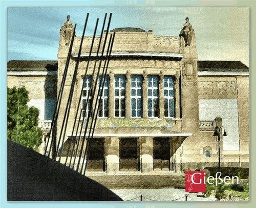 Stadttheater mit R&ouml;ntgendenkmal